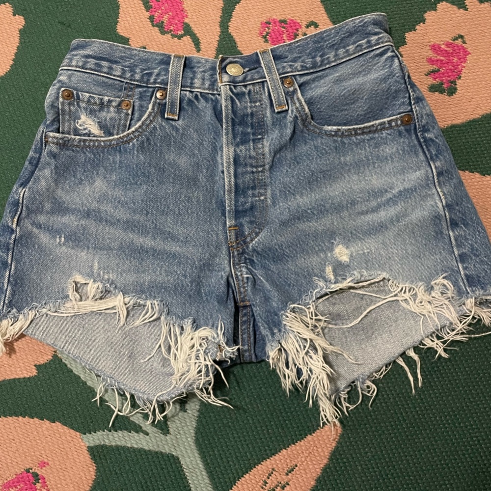 Levi shorts